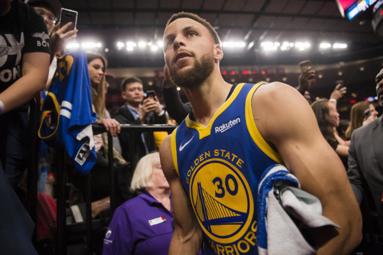 FPX官方：暂别往昔，万幸相遇，愿我们继续成为更好的自己（FPX官宣：告别过往，幸得相逢，愿我们一路成长为更好的自己）