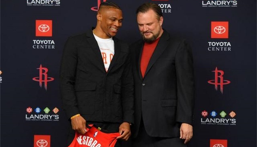 记者：辽宁铁人与俄超马哈奇卡拉有意签下哥伦比亚中场萨缅托（记者：辽宁铁人与俄超球队马哈奇卡拉均有意引进哥伦比亚中场萨缅托）