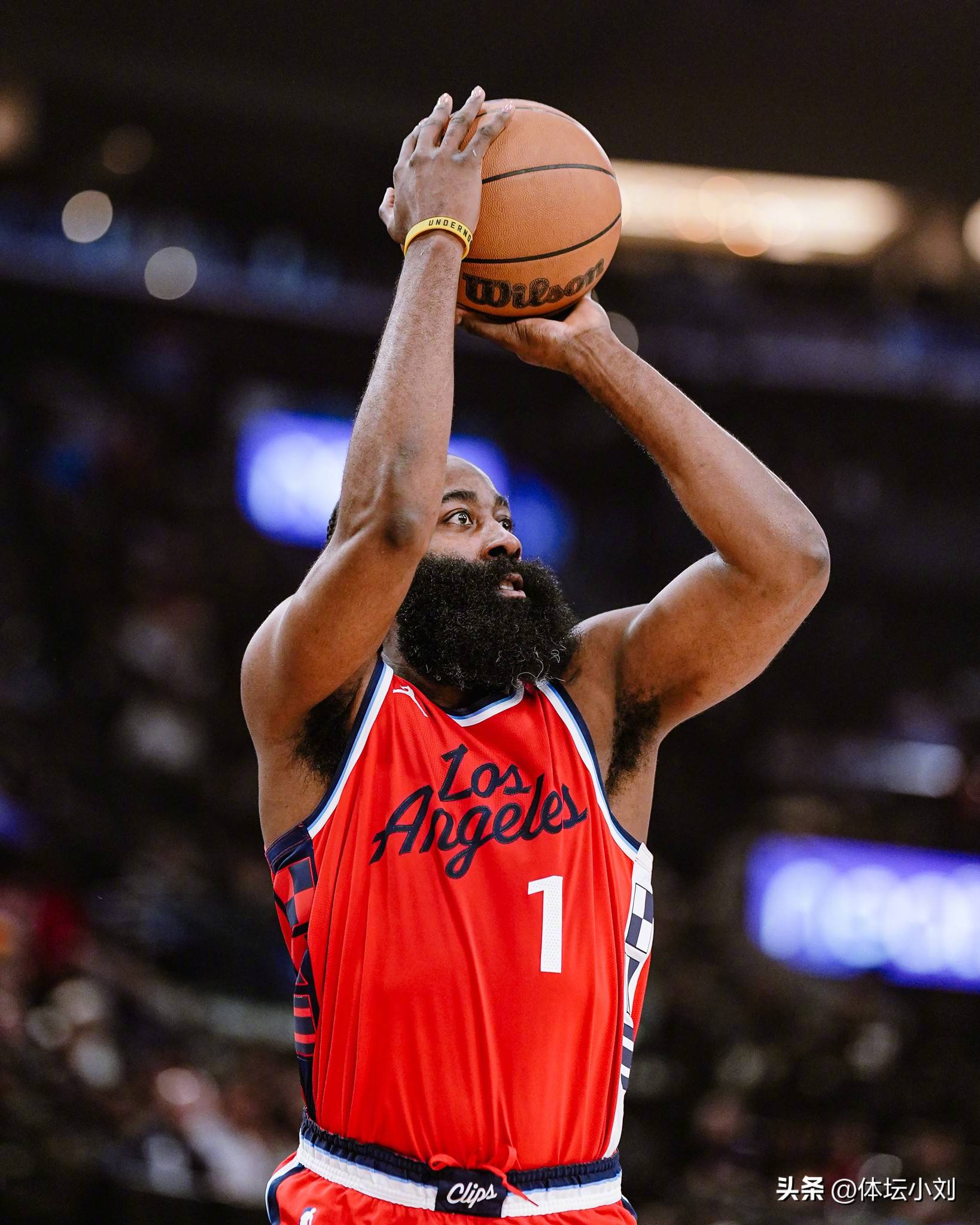 4-1，挪威是世预赛历史上第二支客场击败意大利的球队（4比1，挪威成为世预赛史上第二支客场击败意大利的球队）