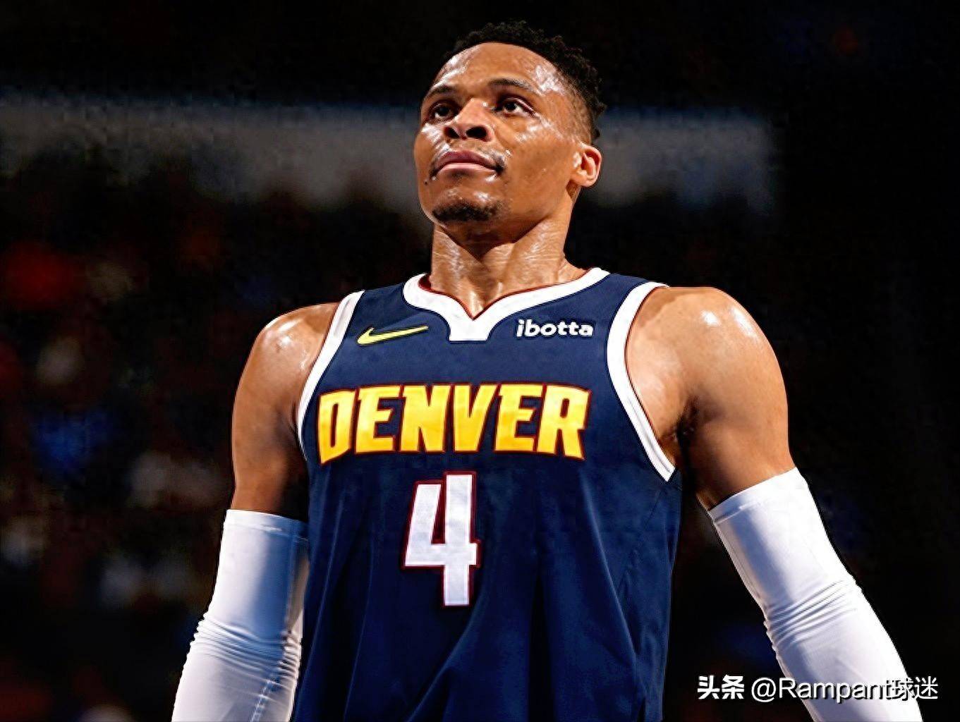 前球员点评尤里奇与卢克曼冲突：教练不该上手，错在尤里奇（前球员谈尤里奇与卢克曼冲突：教练不应动手，责任在尤里奇）