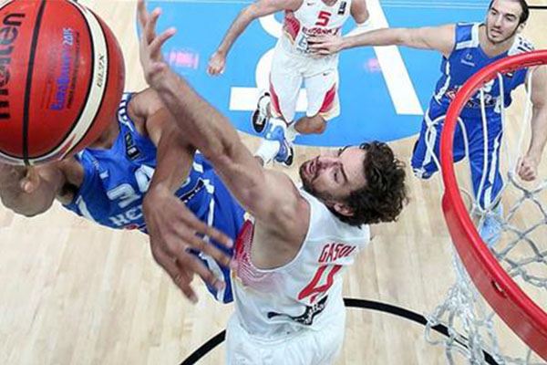 历史首位，前武汉女足外援特姆瓦连续两年获得美女职最佳球员（前武汉女足外援特姆瓦蝉联美女职最佳，成历史第一人）